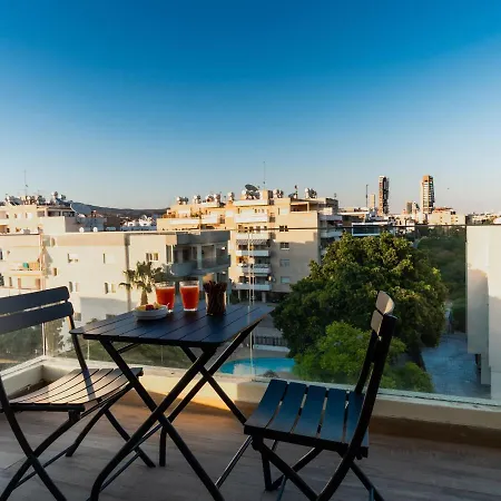 Delightful 1-bedroom Holiday With Balcony All Yours