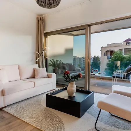 Appartamento Delightful 1-bedroom Holiday With Balcony All Yours